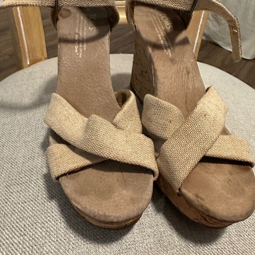 Toms espadrilles